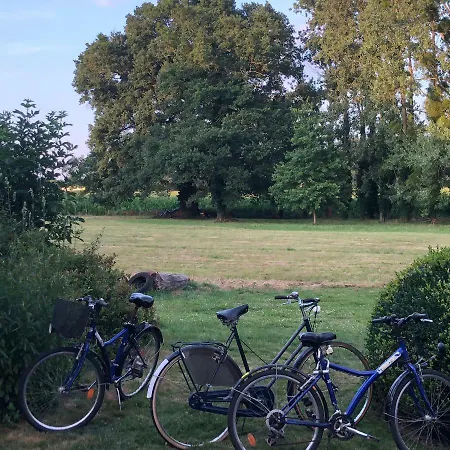 Manoir De La Chouanniere * Montreuil-sur-Maine